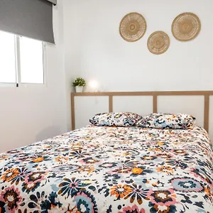 apt-acogedor-apartamento-en-playa.hotelsinnerja.org/